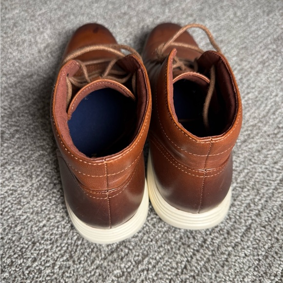 Cole Haan Chukka Boot. - Picture 2 of 4